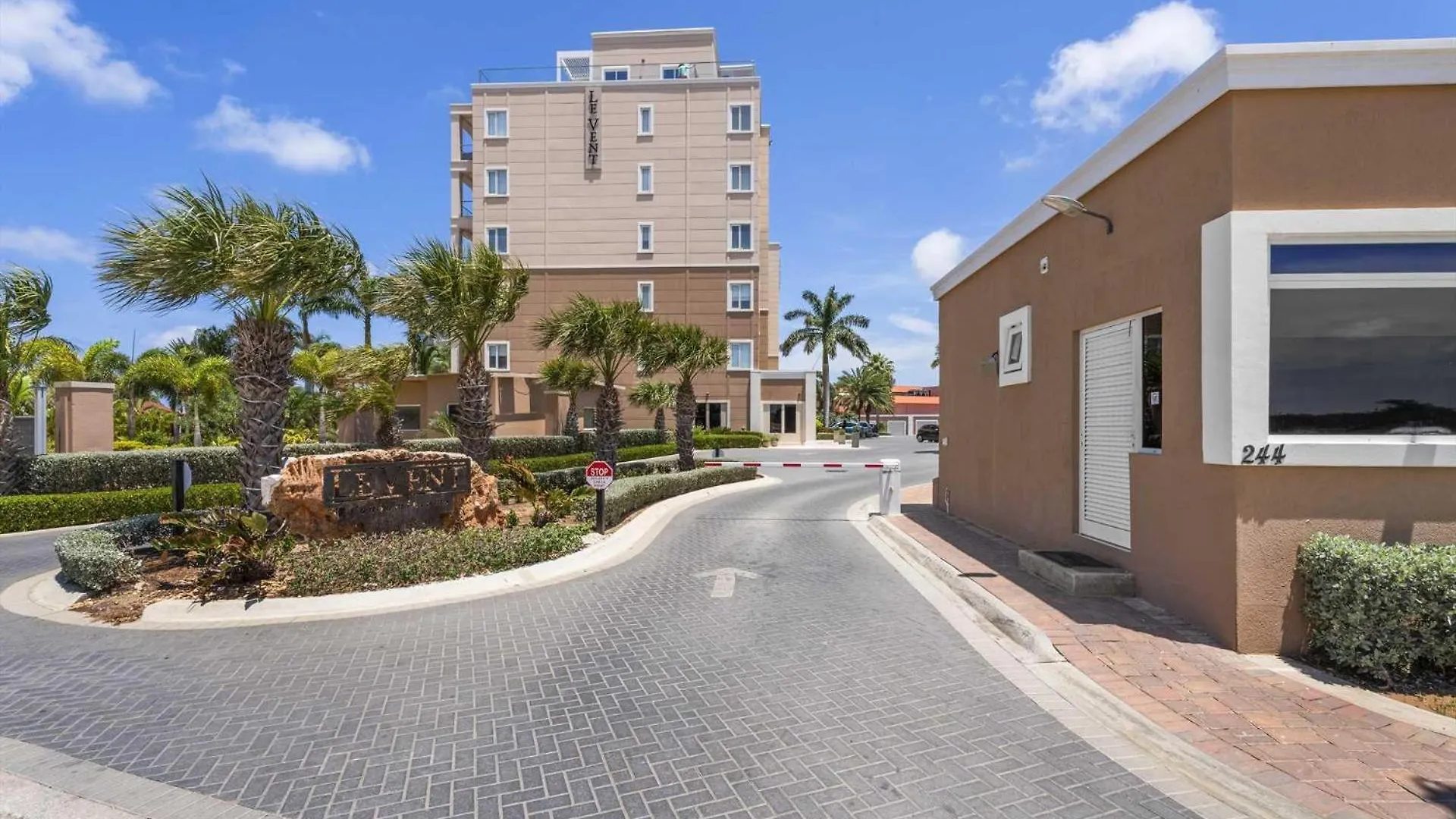 Beach View- Scenic View Penthouse 2Br Condo- Lv607 Palm Beach Aruba